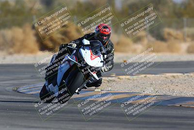 media/Jan-14-2024-SoCal Trackdays (Sun) [[2e55ec21a6]]/Turn 2 (1025am)/